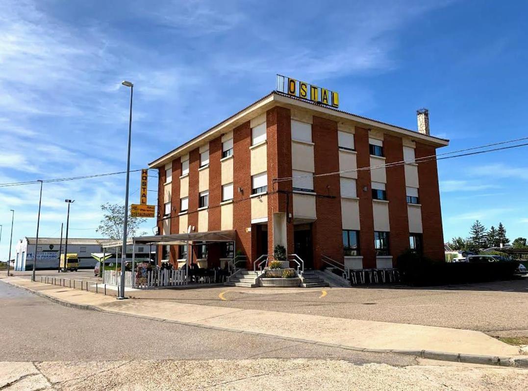Hostal Alto Paramo Villadangos del Paramo Εξωτερικό φωτογραφία